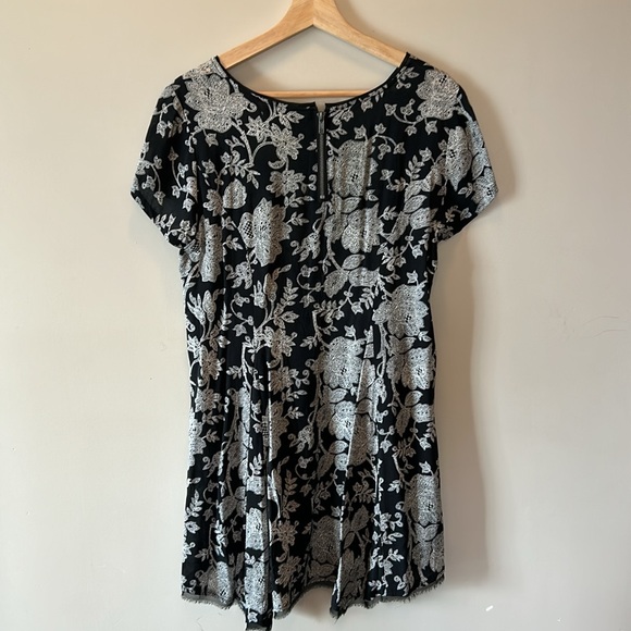 Paisley Scoop Neck T-Shirt Dress - Picture 3 of 3